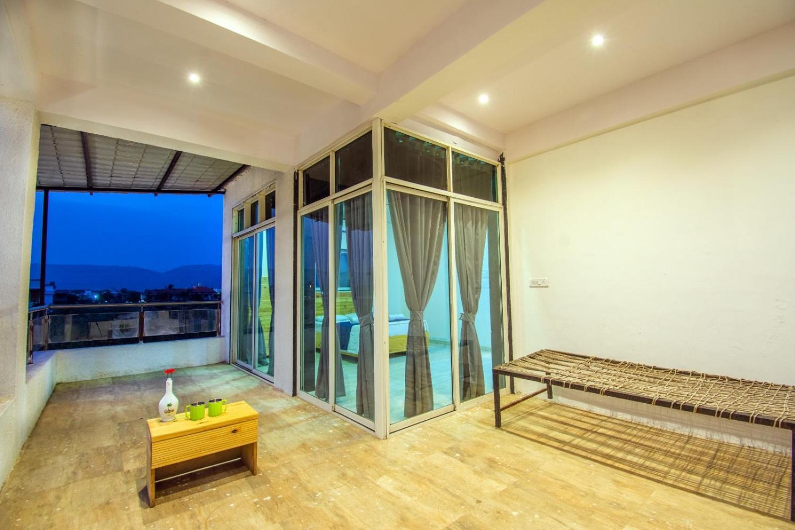 Empyrean Stay Ll 6Bhk Ll Royal Bramha Palace Ll Pvt Pool Ll Lonavala Esterno foto