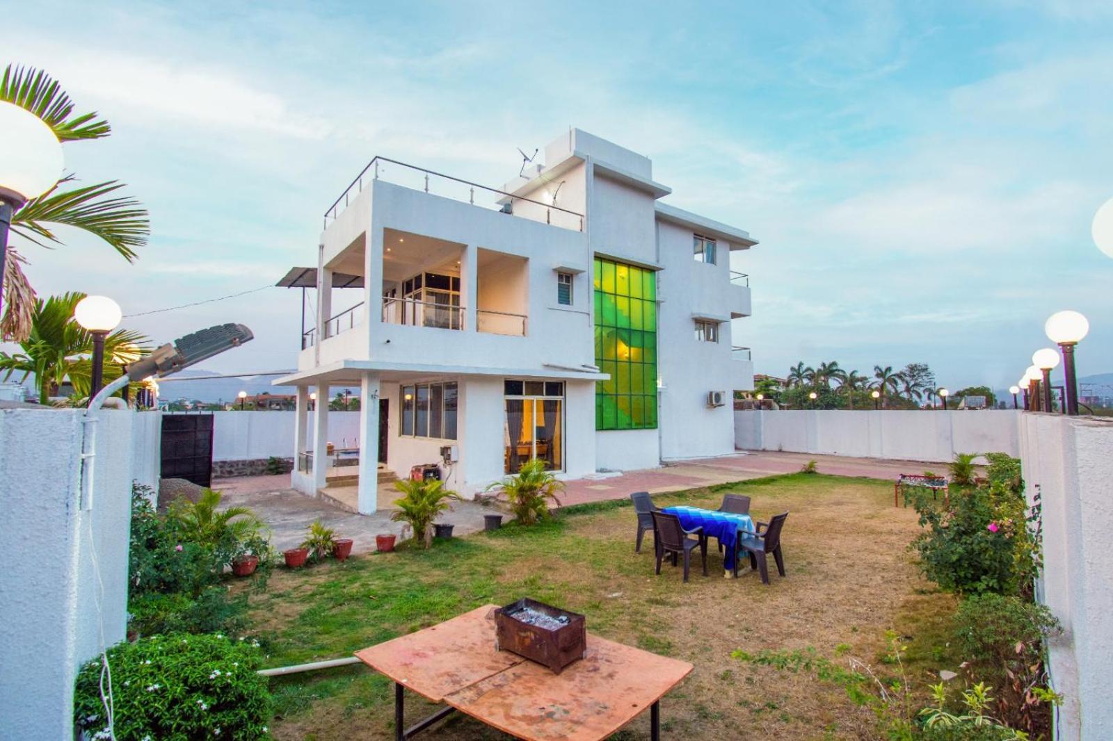 Empyrean Stay Ll 6Bhk Ll Royal Bramha Palace Ll Pvt Pool Ll Lonavala Esterno foto